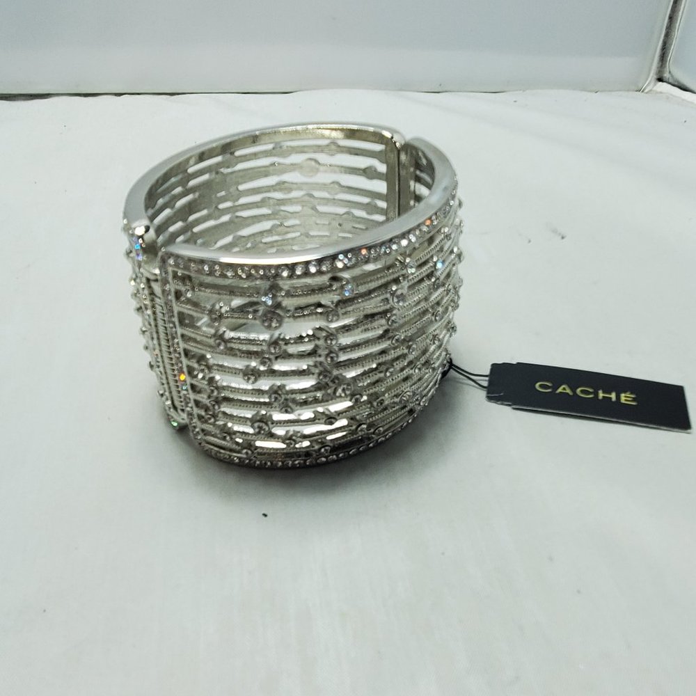 Cache rhinestone silver hinged metal bangle bracelet - Picture 2 of 9